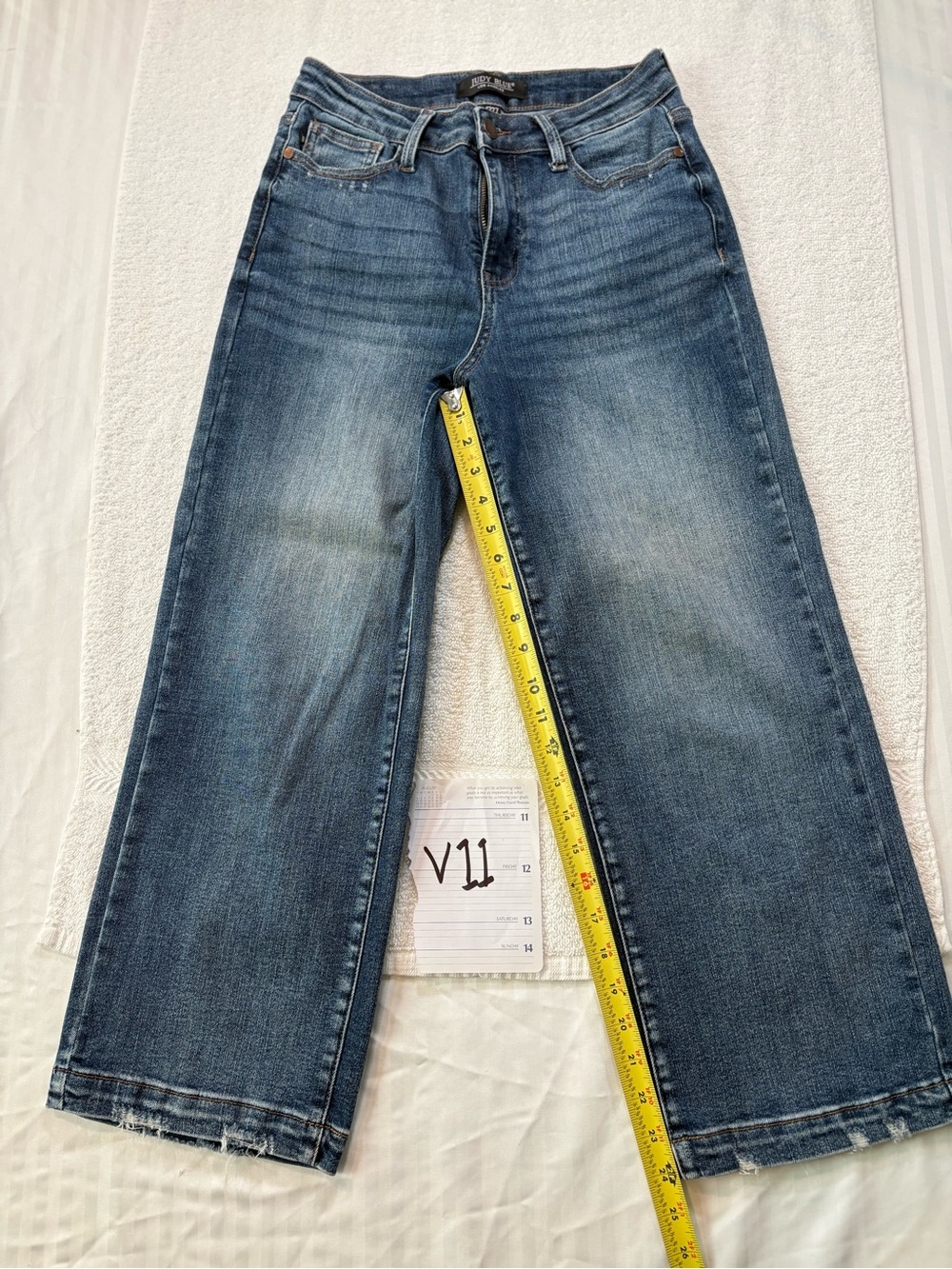 Judy Blue High Rise Wide Leg Crop Jeans Size 5/27 Raw Hem V11 Stretch